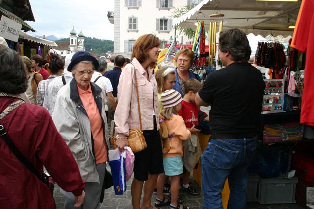 スイス／ルツェンの市場（Market in Luzern）