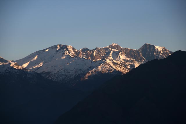 プーンヒル朝のダンプスピーク（Dhampus Peak：6,012m）