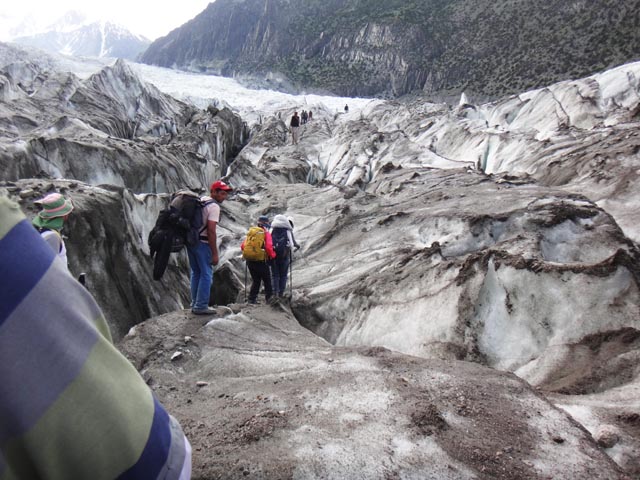 パスー氷河（パキスタン）