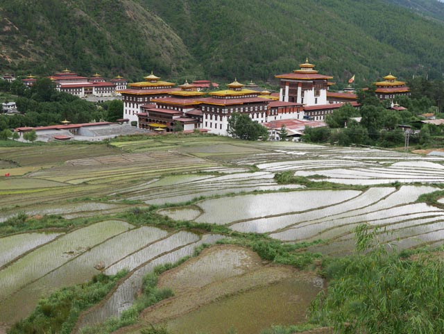首都ティンプー（Thimphu）のタシチョゾン（Tashichho dzong）