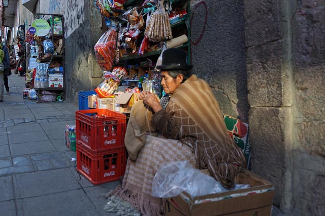 ラパスの露店（street vendors in La Paz）