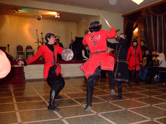 グルジアの踊り（Georgian dance）