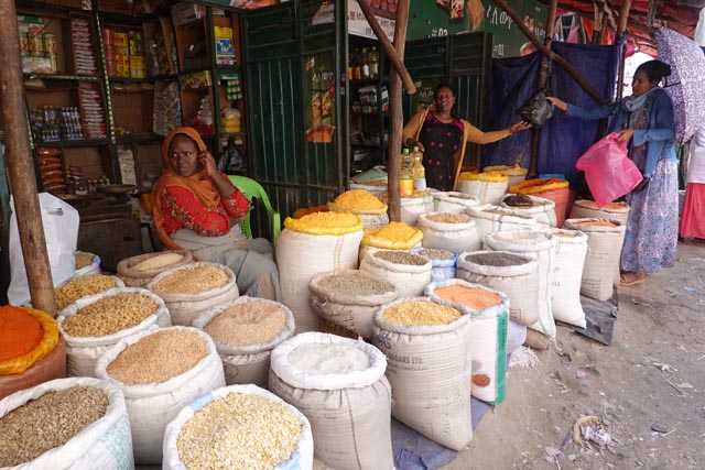バハルダール市場（エチオピア）