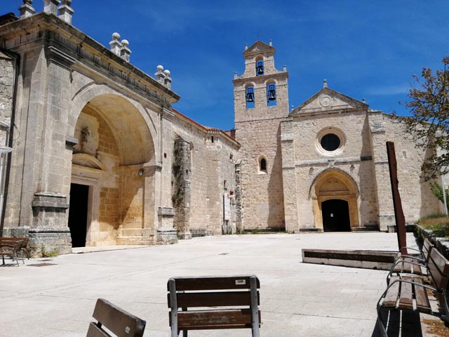 サン・ファン・デ・オルテガ修道院（スペイン）
