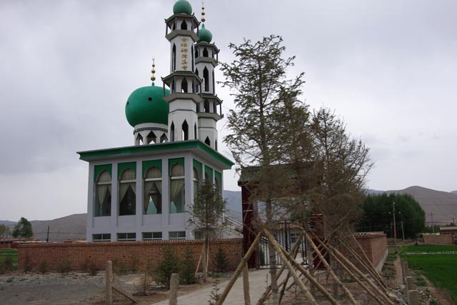 烏鞘嶺のモスクのモスク（a Mosque at the Wushaoling pass）