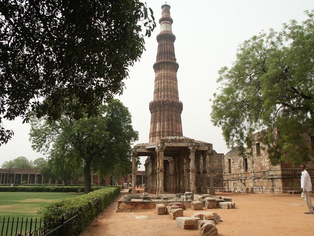 インド／デリーのクトゥブ・ミナールとその建造物群（Qutb Minar and its Monuments, Delhi）1993年文化遺産