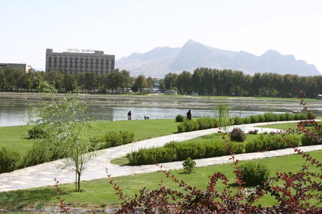イランのイスファハン／ザーヤンデ川（Iran／Zayande river）