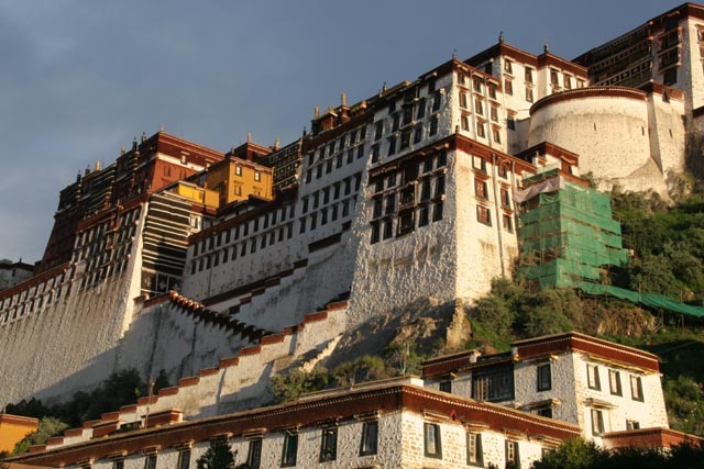 ラサのポタラ宮の歴史的遺跡群（Historic Ensemble of the Potala Palace, Lhasa）1994年文化遺産