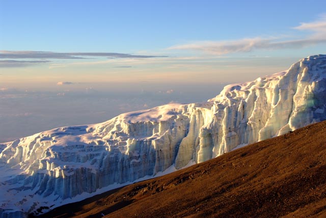 キリマンジャロの氷河（Kilimanjaro Glacier）