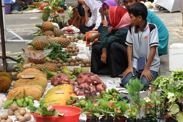 マレーシア／コタキナバルの市場（Market in Kota Kinabalu）