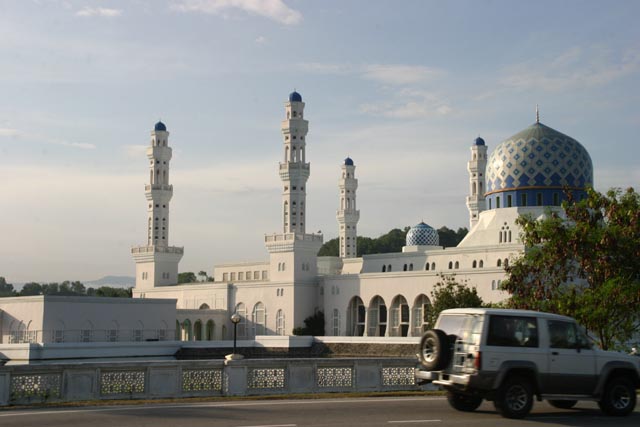 コタキタバルのモスク（Mosque in Kota Kinabalu）