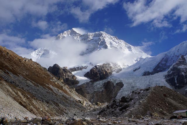 マカルーBC（ネパール）のバルン氷河（Barun Glacier）