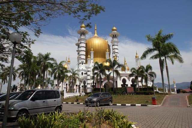クアラカンサーのウブディアモスク（Ubudiah mosque at Kuala Kangsar）
