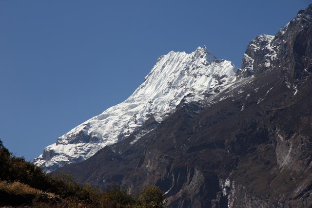 リヒで眺めたシムナンヒマール（Simnang Himal）