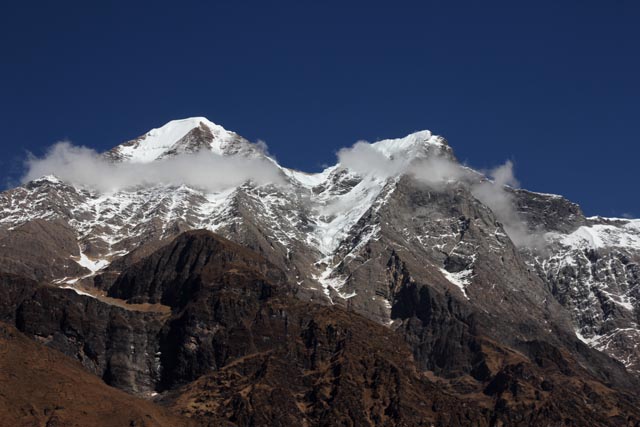 シャラで眺めたクタンヒマール（Kutang Himal）