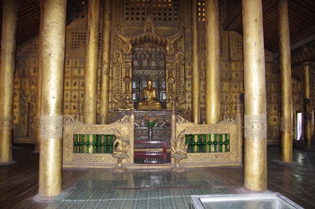 シュエナンドー僧院とその周辺の写真