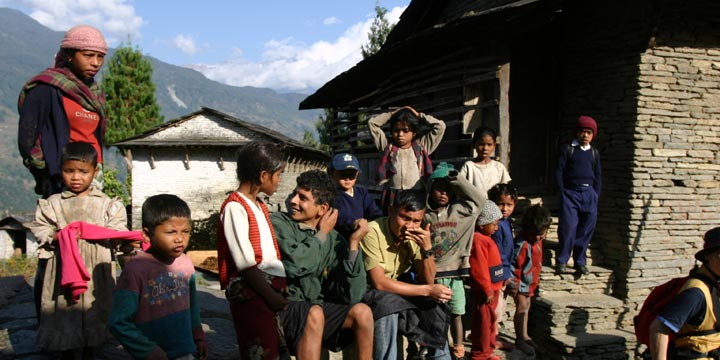 ネパールの村にて