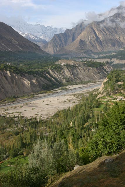 パキスタンのフンザ／フンザ川（Pakistan／Hunza river）