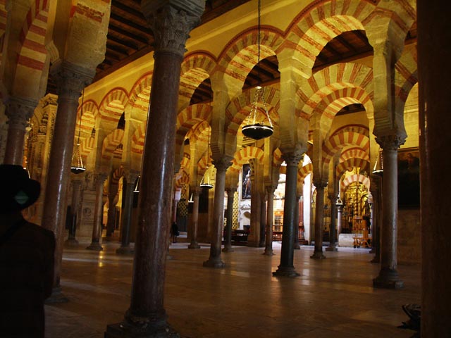 メスキータ内部（inside Mezquita）