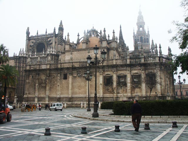 スペイン／セビリアの大聖堂，アルカサル，インディアス古文書館（Cathedral, Alcazar and Archivo de Indias in Seville）1987年文化遺産