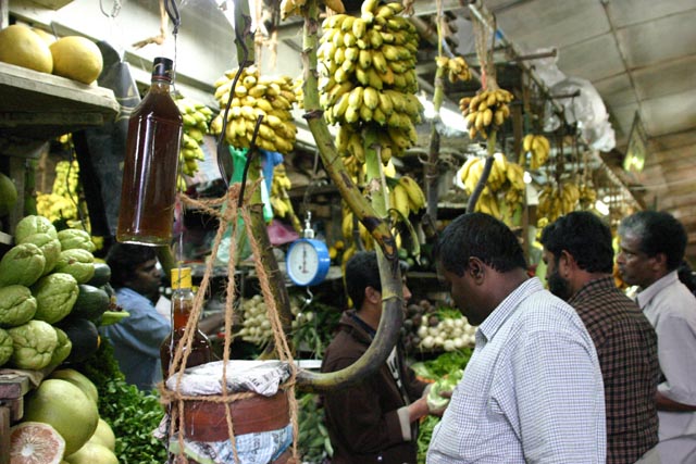 スリランカ／ヌワラエリアの市場（Market at Nuwara Eliya）