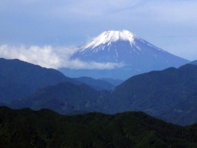 高尾山もみじ台から眺めた富士山（Mount Fuji）
