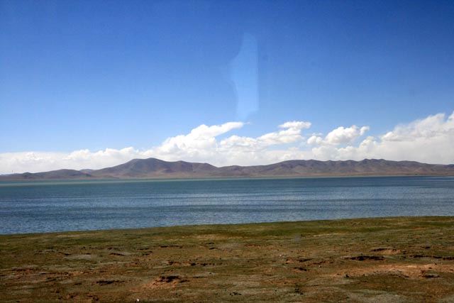 ツォナ湖周辺の写真