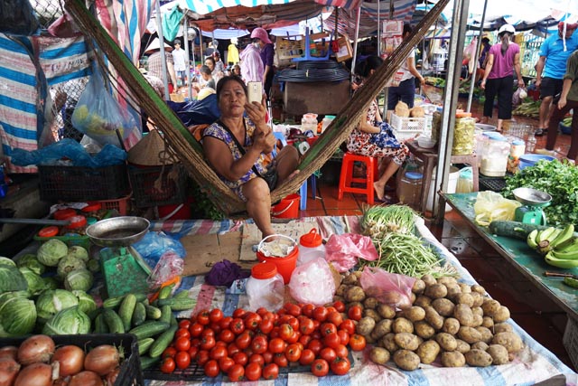 ムオンライ市場（ベトナム北辺）