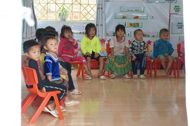 ザンマ村幼稚園の子（ベトナム）