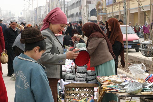 新疆ウイグル／カシュガルの日曜バザール（Sunday Bazaar in Kashgar）